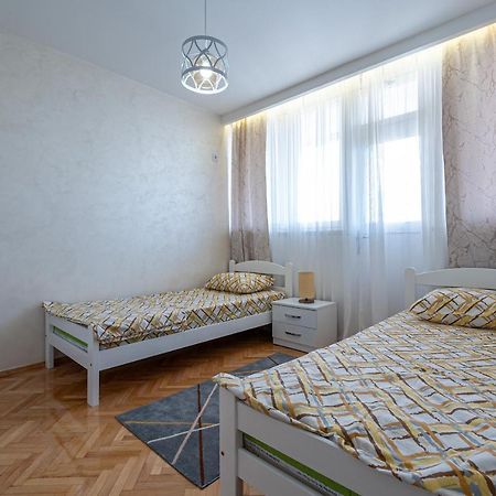 Clock Tower Lux Apartment Podgorica Extérieur photo